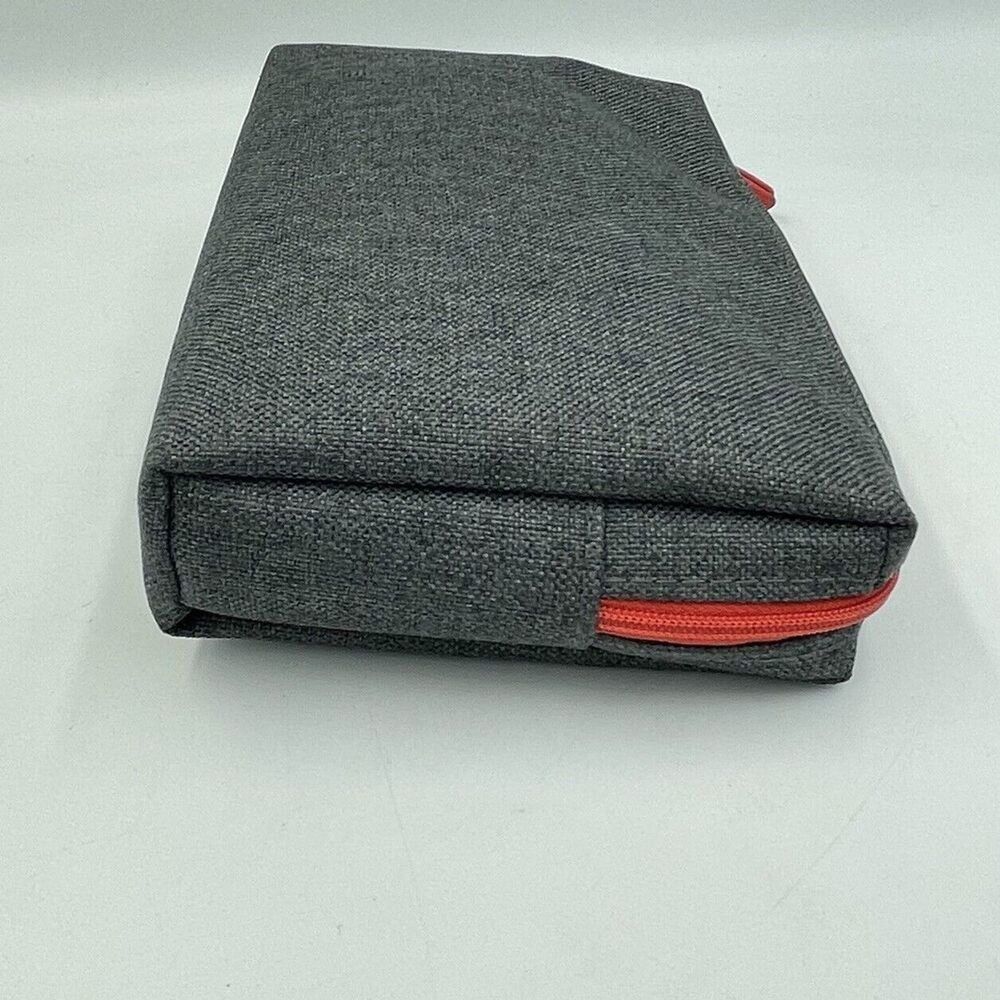 Travel Amenity Kit Red Eye Mask Earplugs Toothbrush Toothpaste Case New - Picture 11 of 15